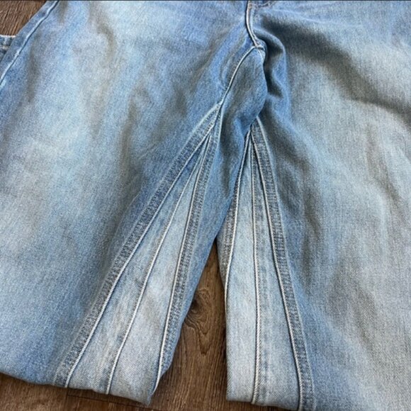 Levi's® Women's Mid-Rise 94's Baggy Wide Leg Jeans - What Else Can I Say 28 x 31 - Picture 5 of 6